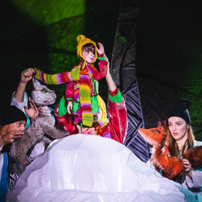 liska s duhovymi ocami