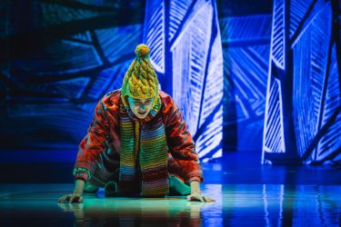 liska s duhovymi ocami