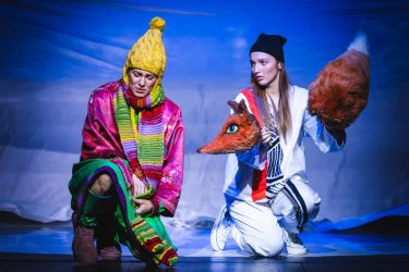 liska s duhovymi ocami